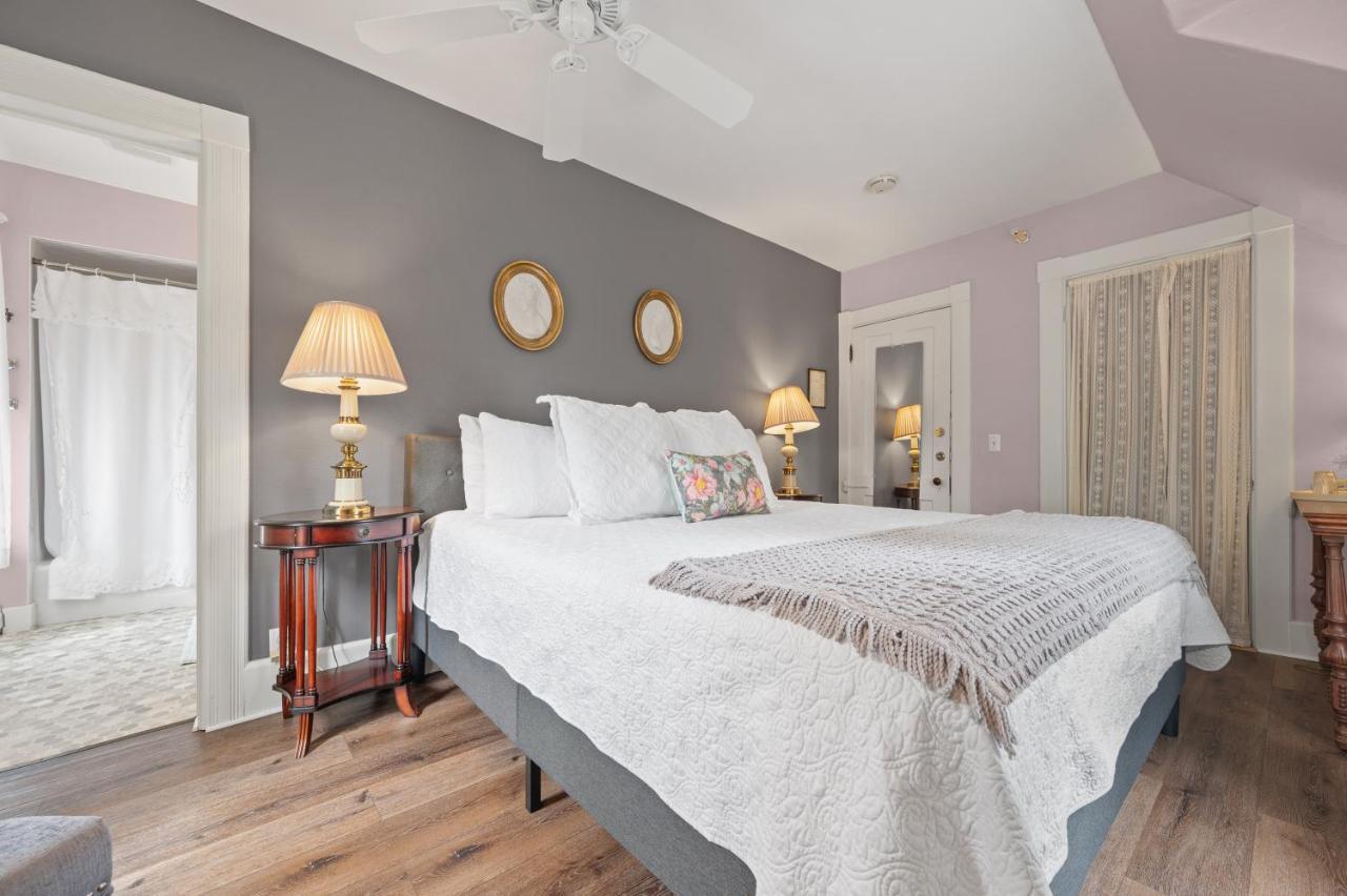 Brook Farm Inn Lenox Zewnętrze zdjęcie
