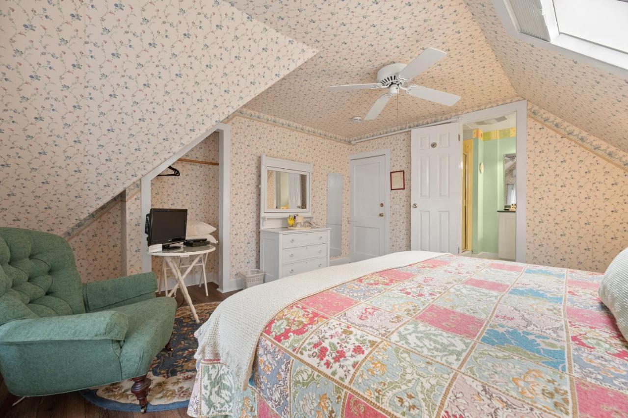 Brook Farm Inn Lenox Zewnętrze zdjęcie