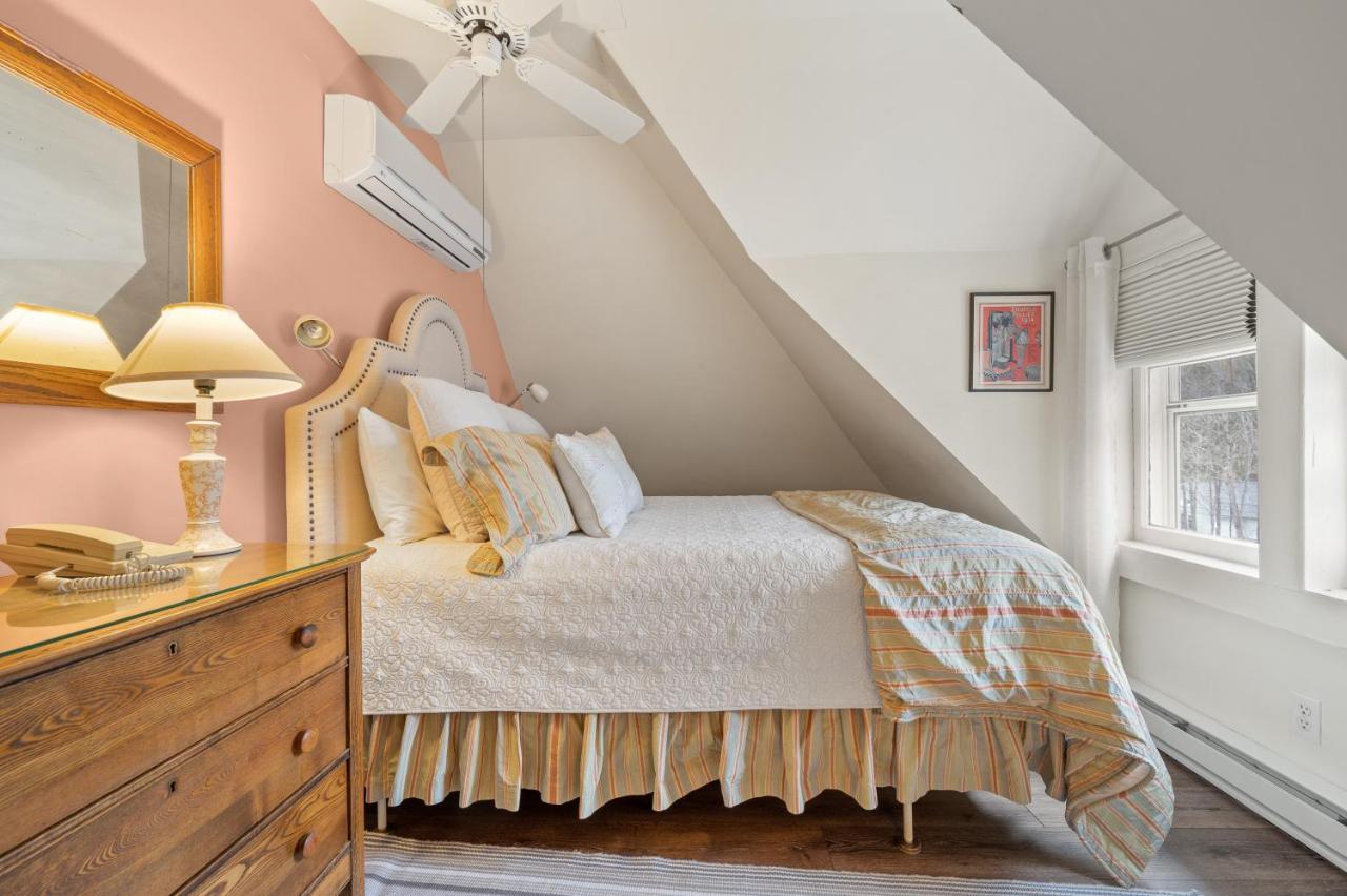 Brook Farm Inn Lenox Zewnętrze zdjęcie