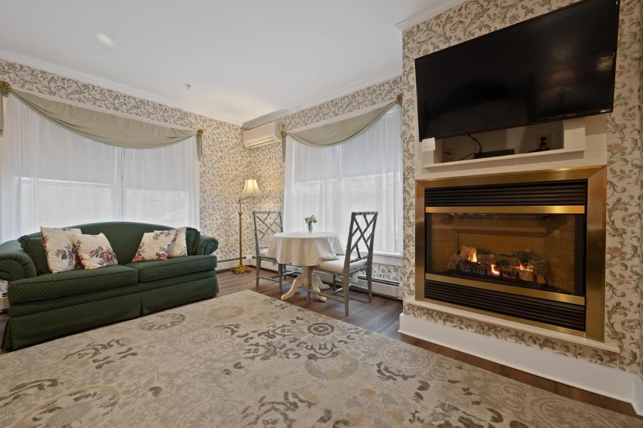 Brook Farm Inn Lenox Zewnętrze zdjęcie