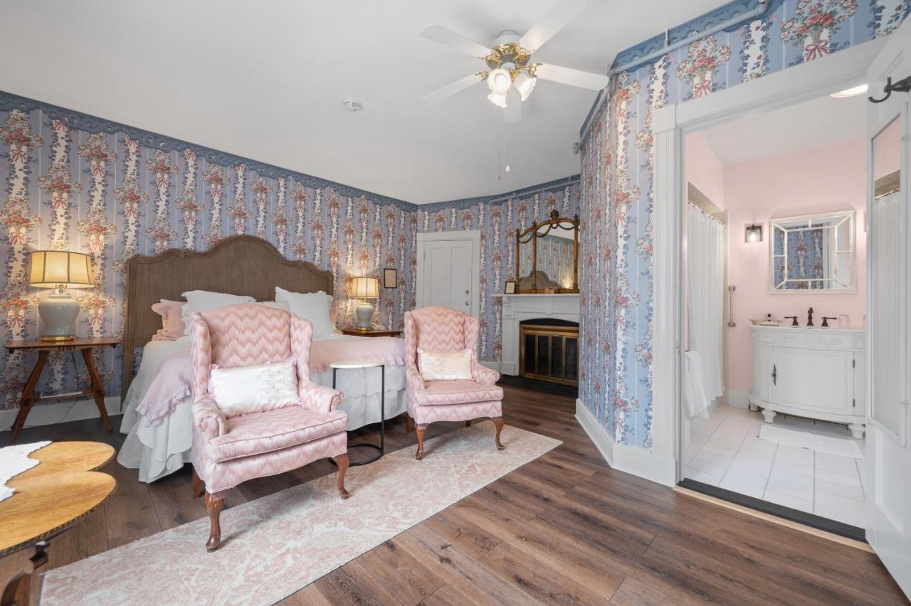Brook Farm Inn Lenox Zewnętrze zdjęcie