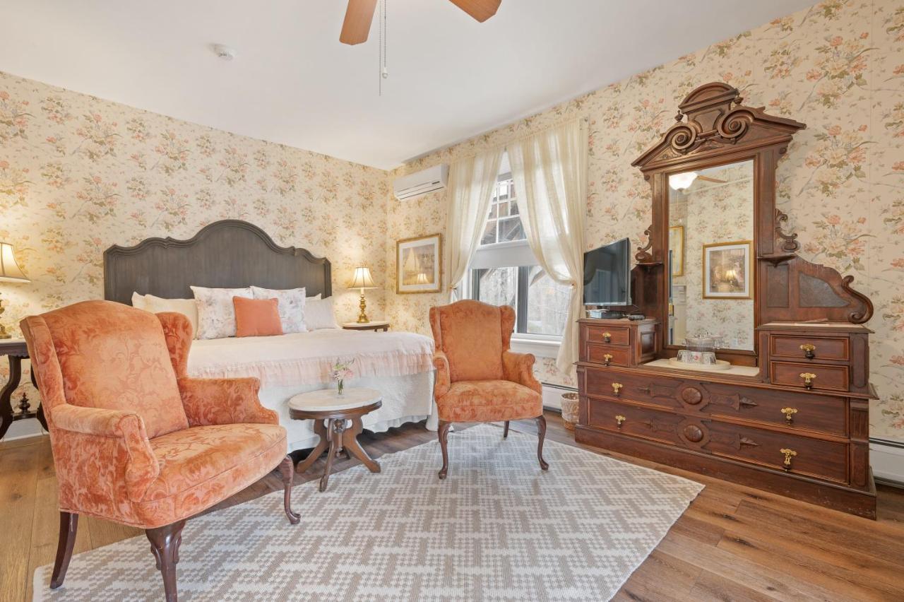 Brook Farm Inn Lenox Zewnętrze zdjęcie